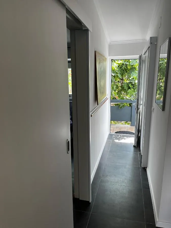 Apartament Hausmamamia Vir 0*,
