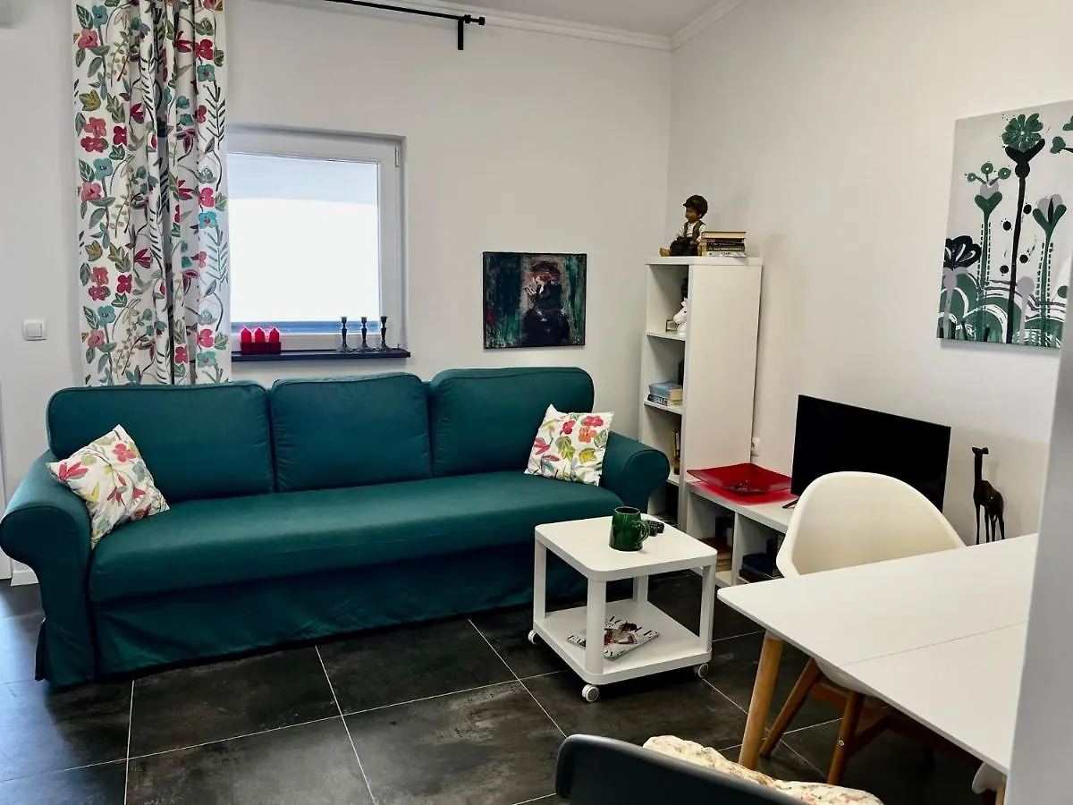 Apartament Hausmamamia Vir