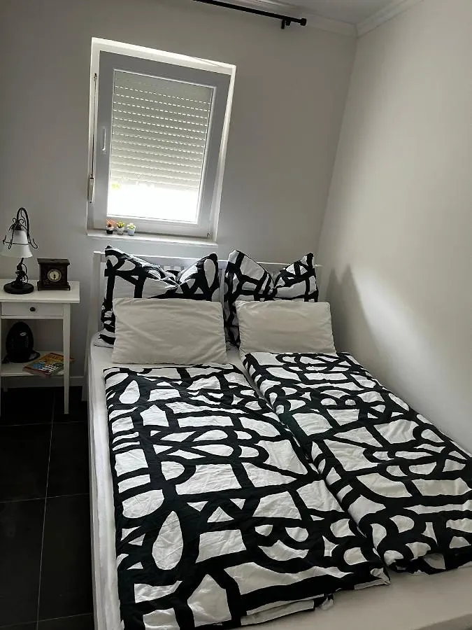 Apartament Hausmamamia Vir 0*,  Chorwacja