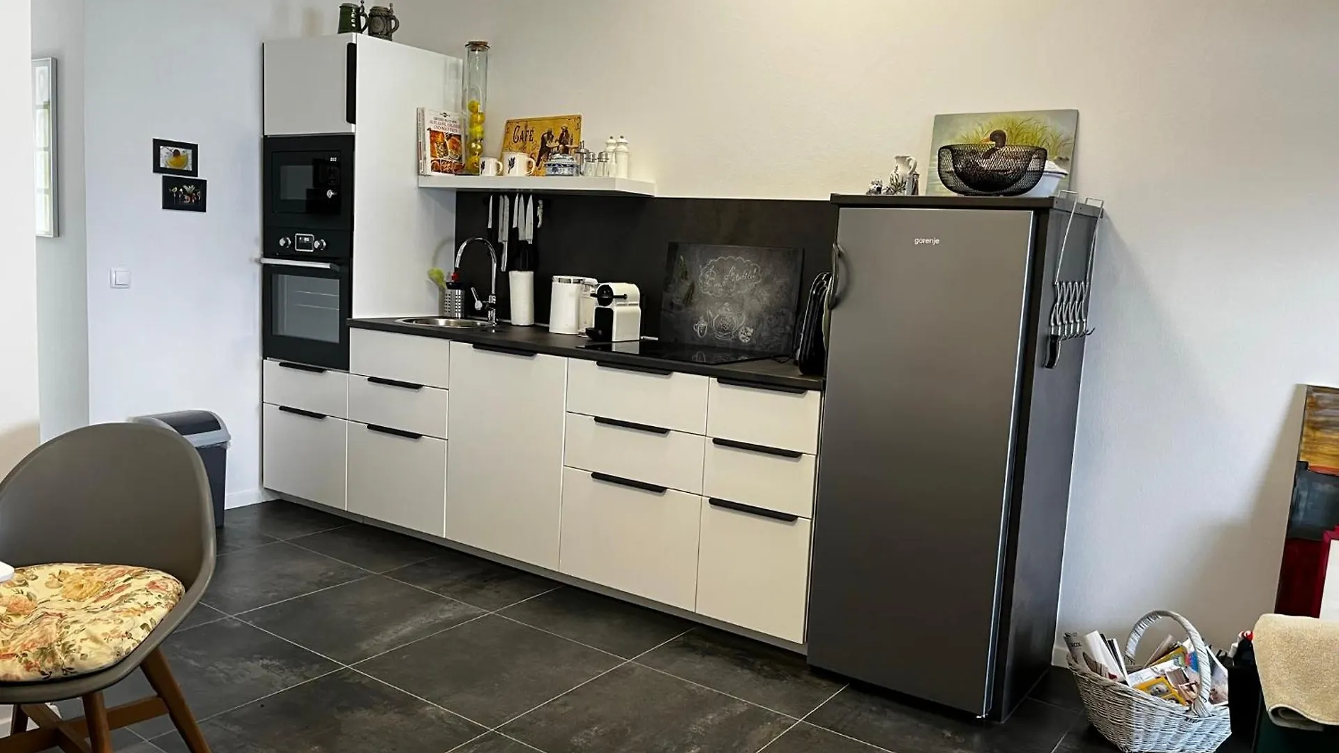 Apartament Hausmamamia Vir